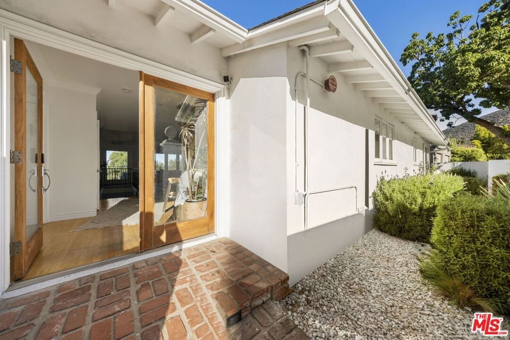 House in Los Angeles, California, United States 3 - 18403439