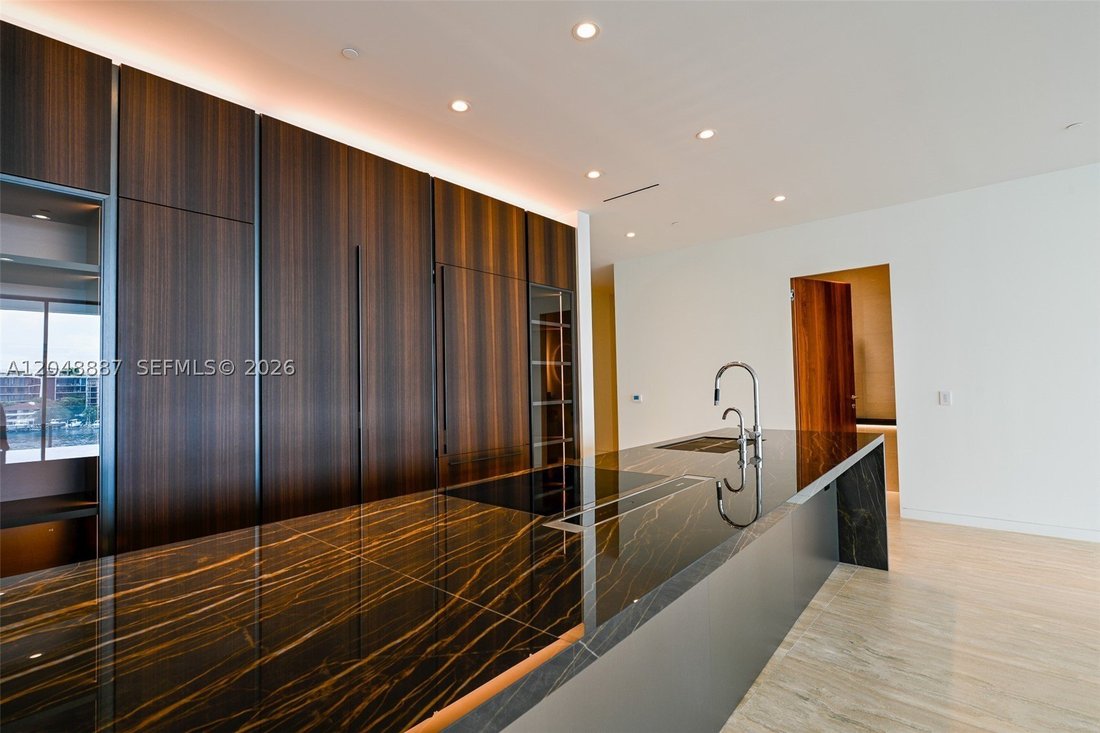 House in Miami, Florida, United States 4 - 18415766