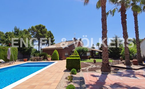 House in Palleja, Catalonia, Spain 1