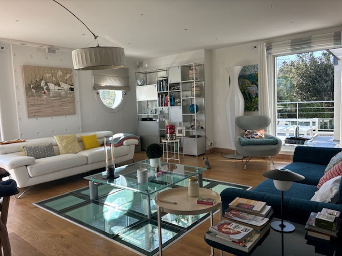 Villa in Saint-Quentin, Hauts-de-France, France 4 - 18405818