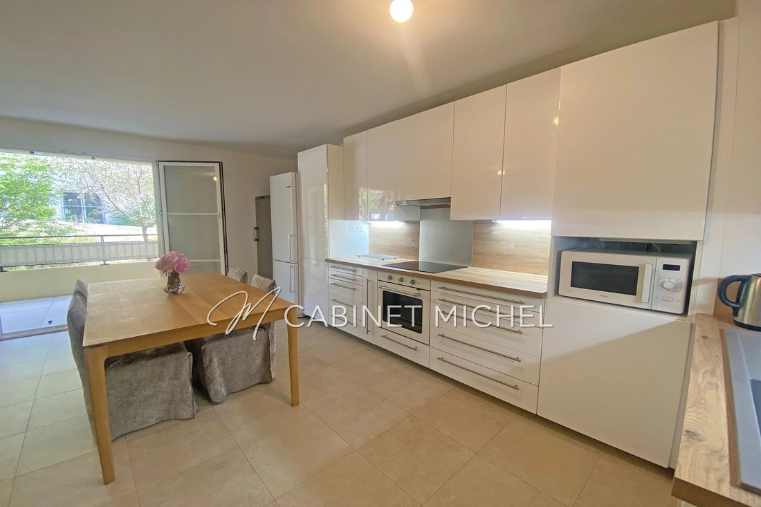 Apartment in Nord, Roquefort-les-Pins, France 4 - 18404130
