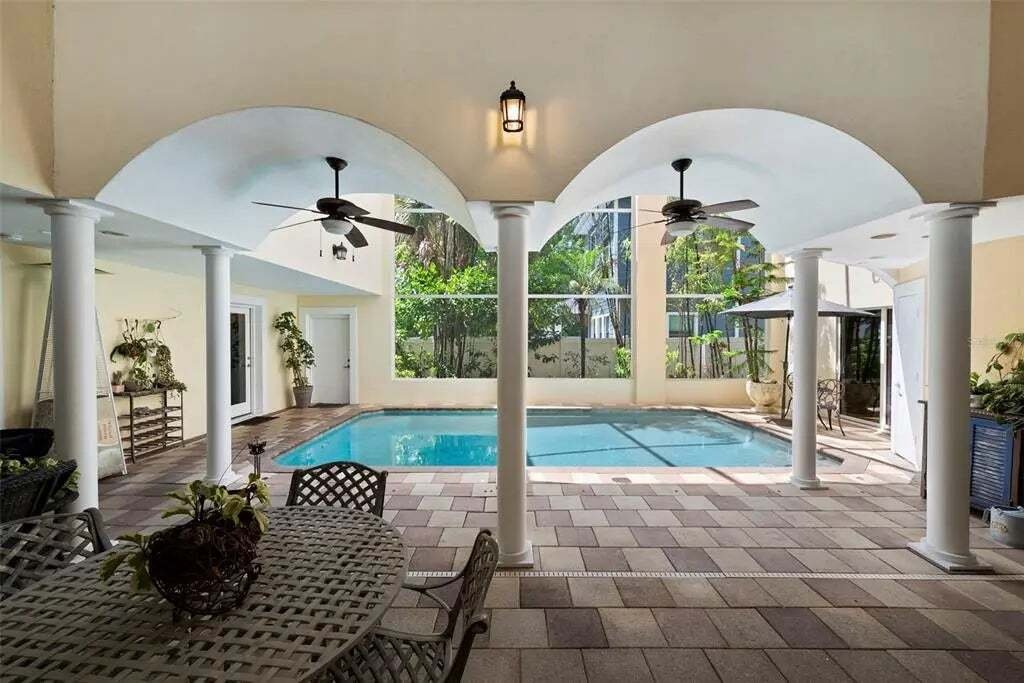 House in Tampa, Florida, United States 5 - 18410456