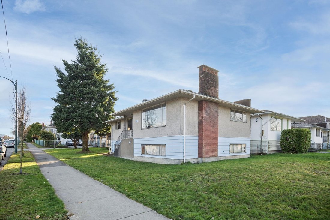 House in Vancouver, British Columbia, Canada 5 - 18410546