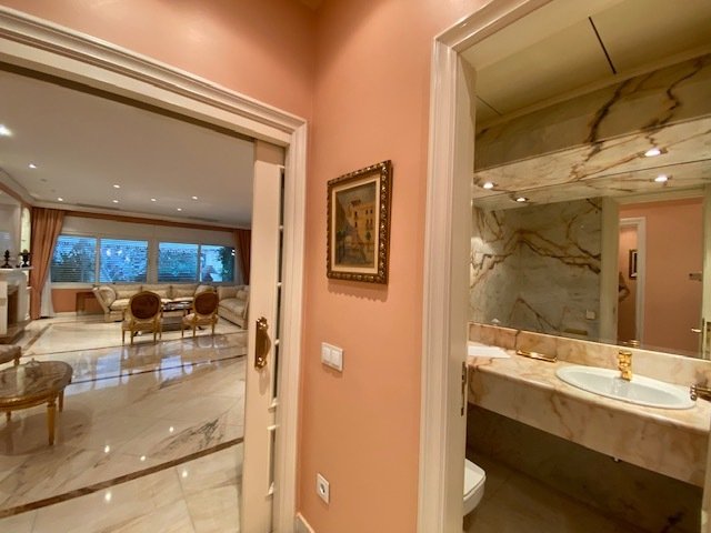 Townhouse in Les Corts, Barcelona, Spain 5 - 18408331