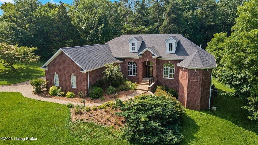 House in Watterson Park, Kentucky, United States 5 - 18413564