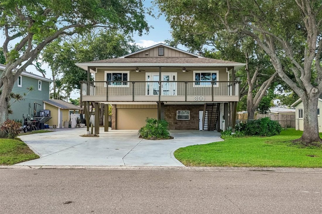 House in St. Petersburg, Florida, United States 4 - 18403906