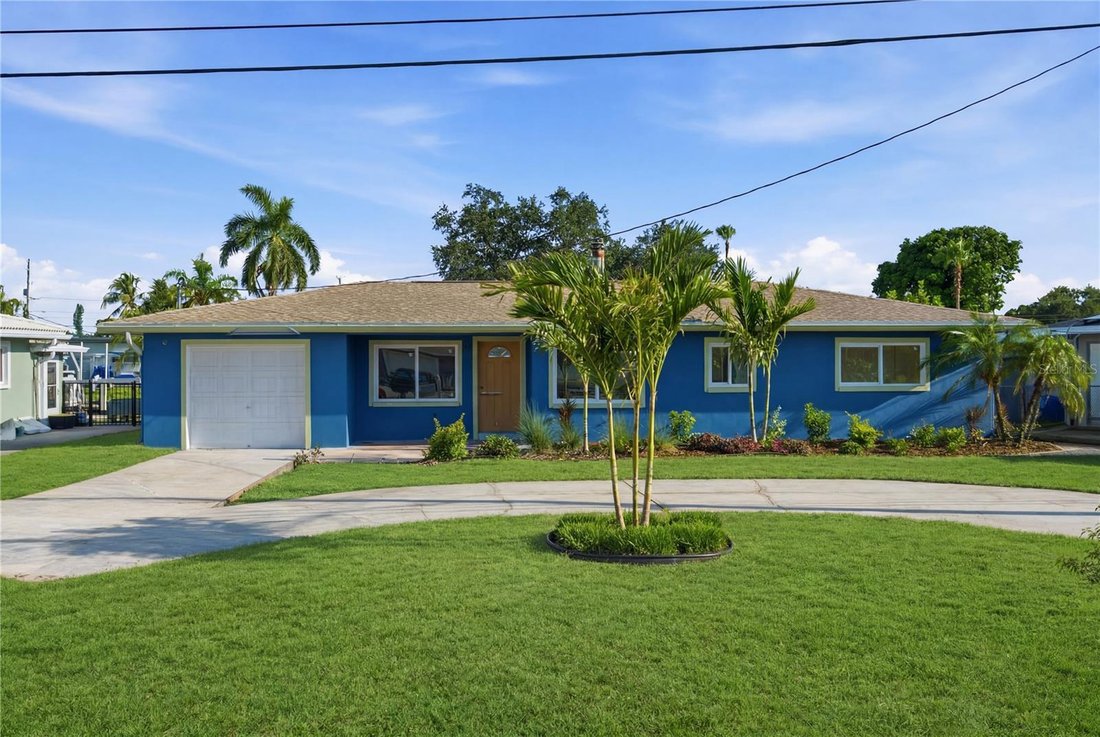House in St. Petersburg, Florida, United States 1 - 18410928