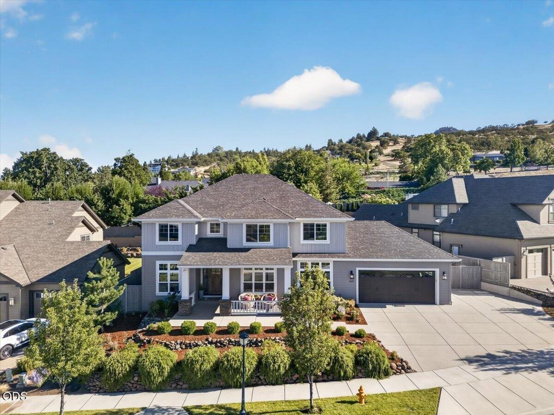 House in Medford, Oregon, United States 4 - 18416072