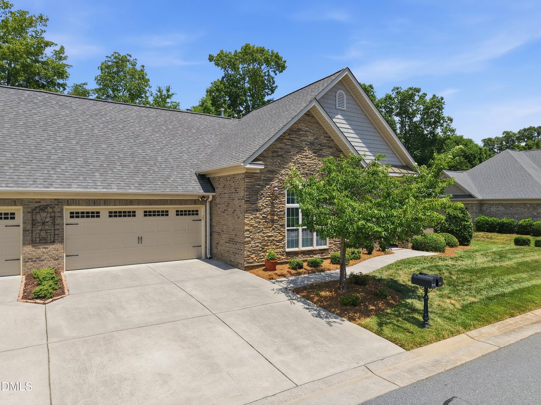 Townhouse in Greensboro, North Carolina, United States 4 - 18408227