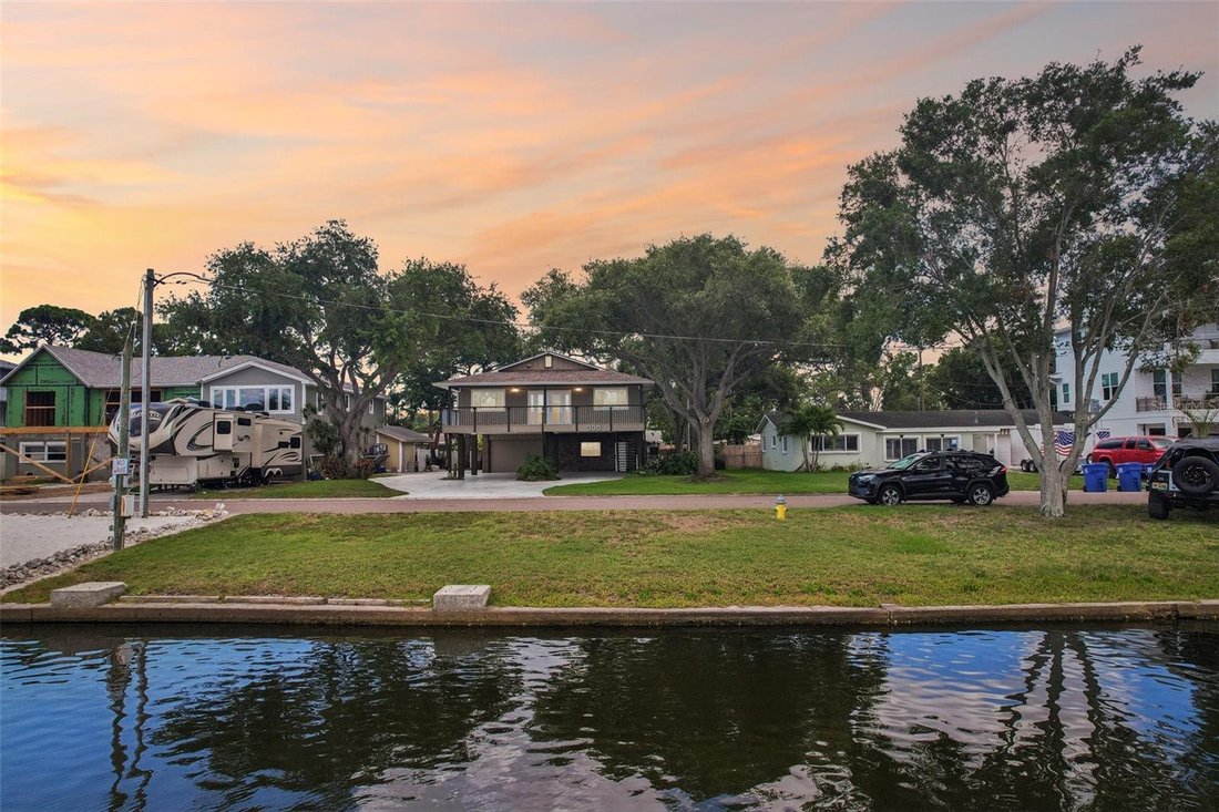 House in St. Petersburg, Florida, United States 2 - 18403906