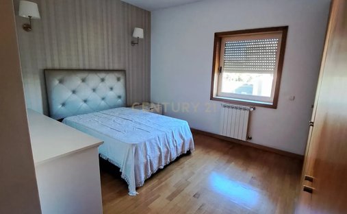 Apartment in Cedofeita, Santo Ildefonso, Se, Miragaia, Sao Nicolau e Vitoria, Porto District, Portugal 1