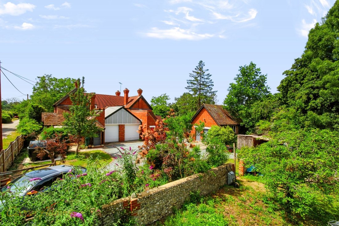 House in Warningcamp, England 5 - 18402833