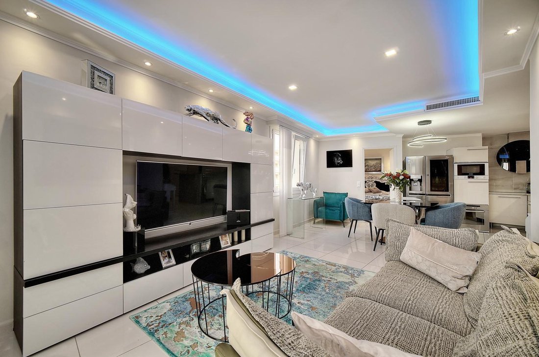 Apartment in French Riviera, Provence-Alpes-Côte d'Azur, France 3 - 18405552
