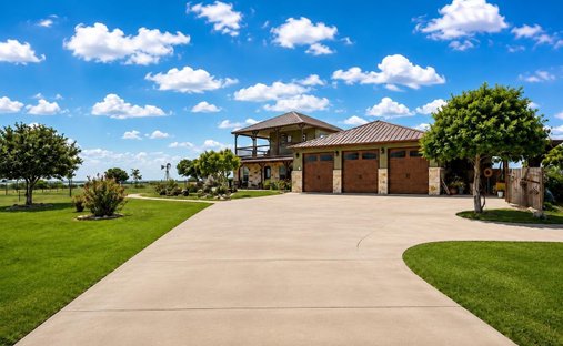 House in Sandia, Texas, United States 1