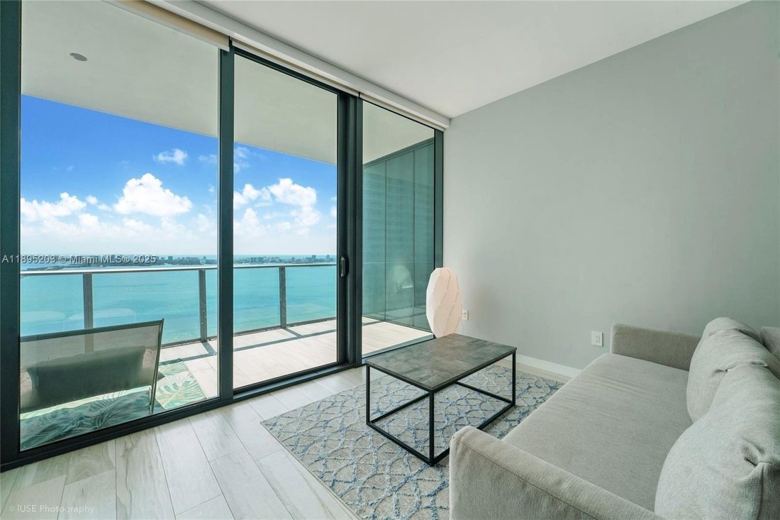 Condo in Miami, Florida, United States 2 - 18407423