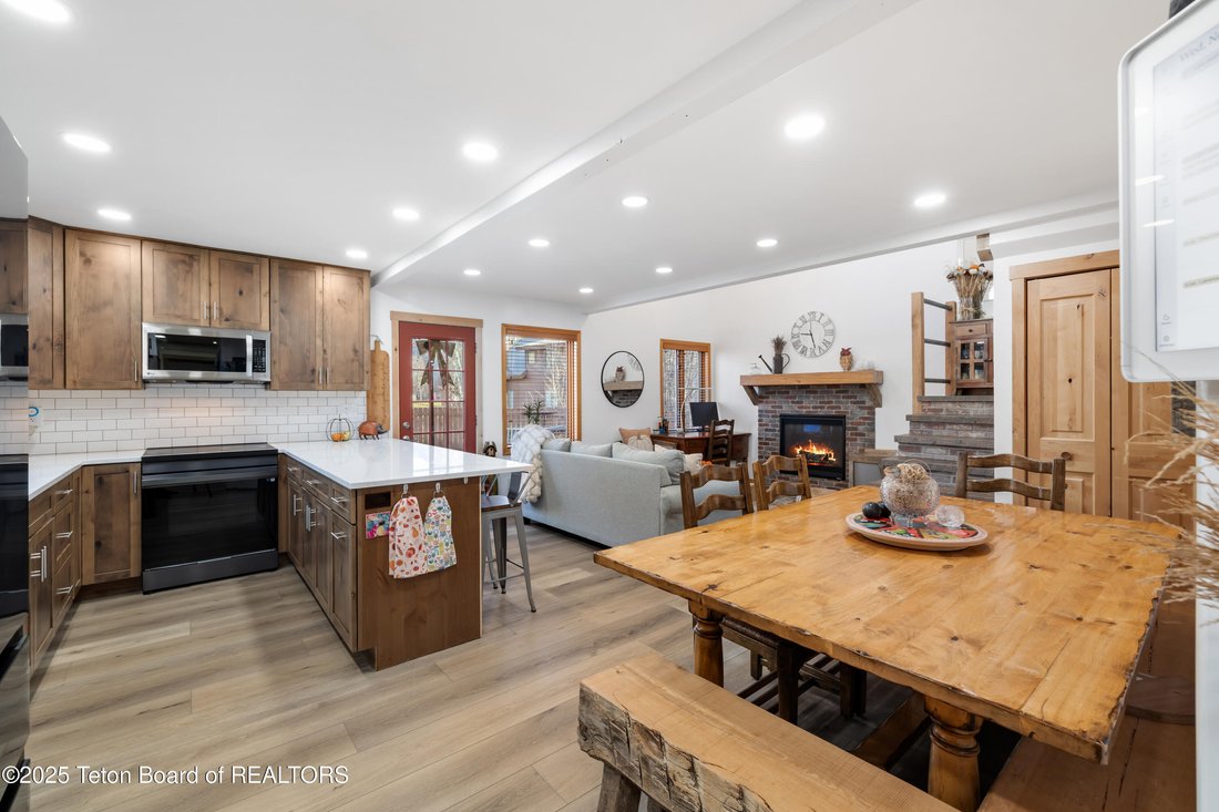 Townhouse in Jackson, Wyoming, United States 1 - 18403966