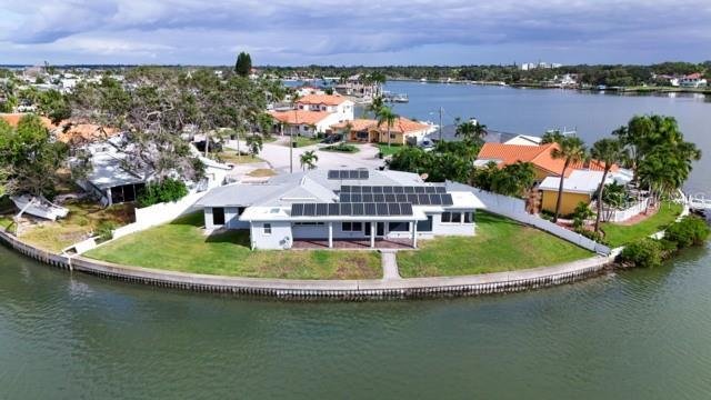 House in St. Petersburg, Florida, United States 1 - 18403924