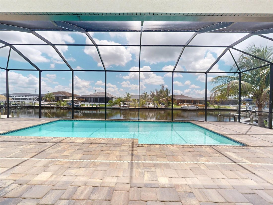 House in Cape Coral, Florida, United States 2 - 18413261