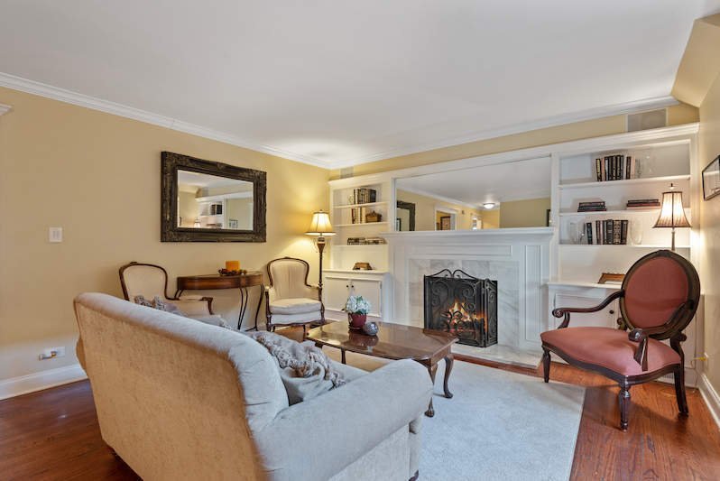 House in Skokie, Illinois, United States 3 - 18410671