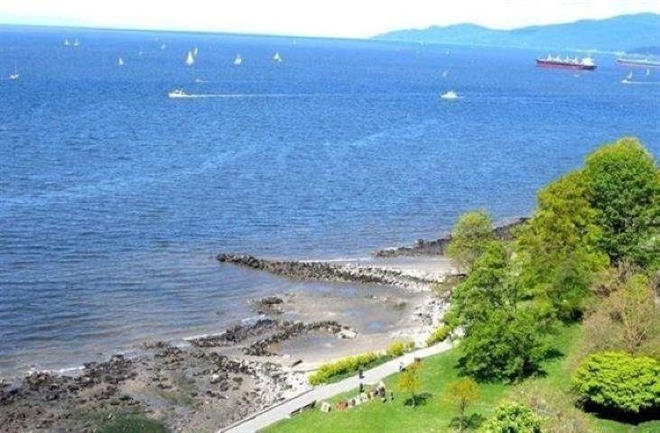 House in Vancouver, British Columbia, Canada 4 - 18410552