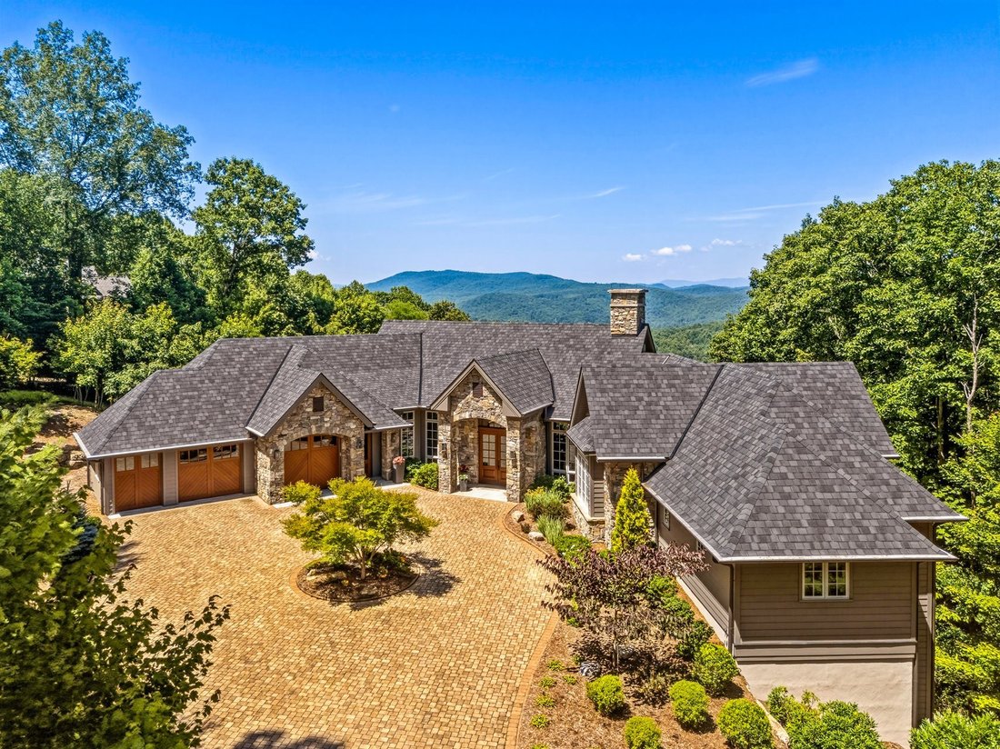 House in Laurel Park, North Carolina, United States 1 - 18410457
