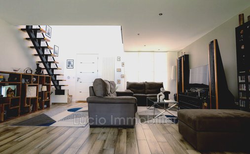 Villa in Nord Ouest, Lesigny, France 1