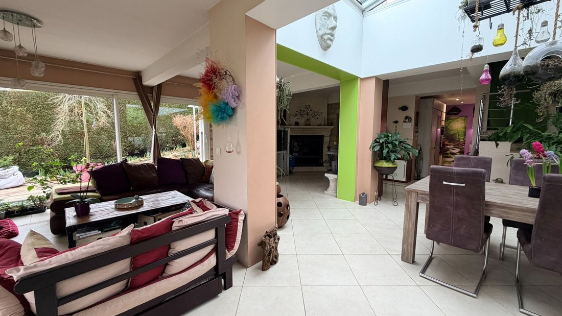 Villa in Franconville, Ile-de-France, France 2 - 18406016