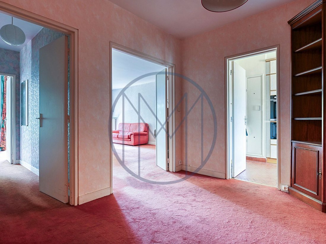 Apartment in Domaine National du Château, Versailles, France 1 - 18413728