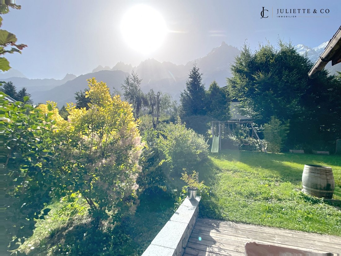 Chalet in Chamonix-Mont-Blanc, Auvergne-Rhône-Alpes, France 3 - 18012294