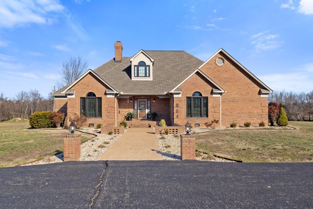 House in Hazel, Kentucky, United States 1 - 18414401