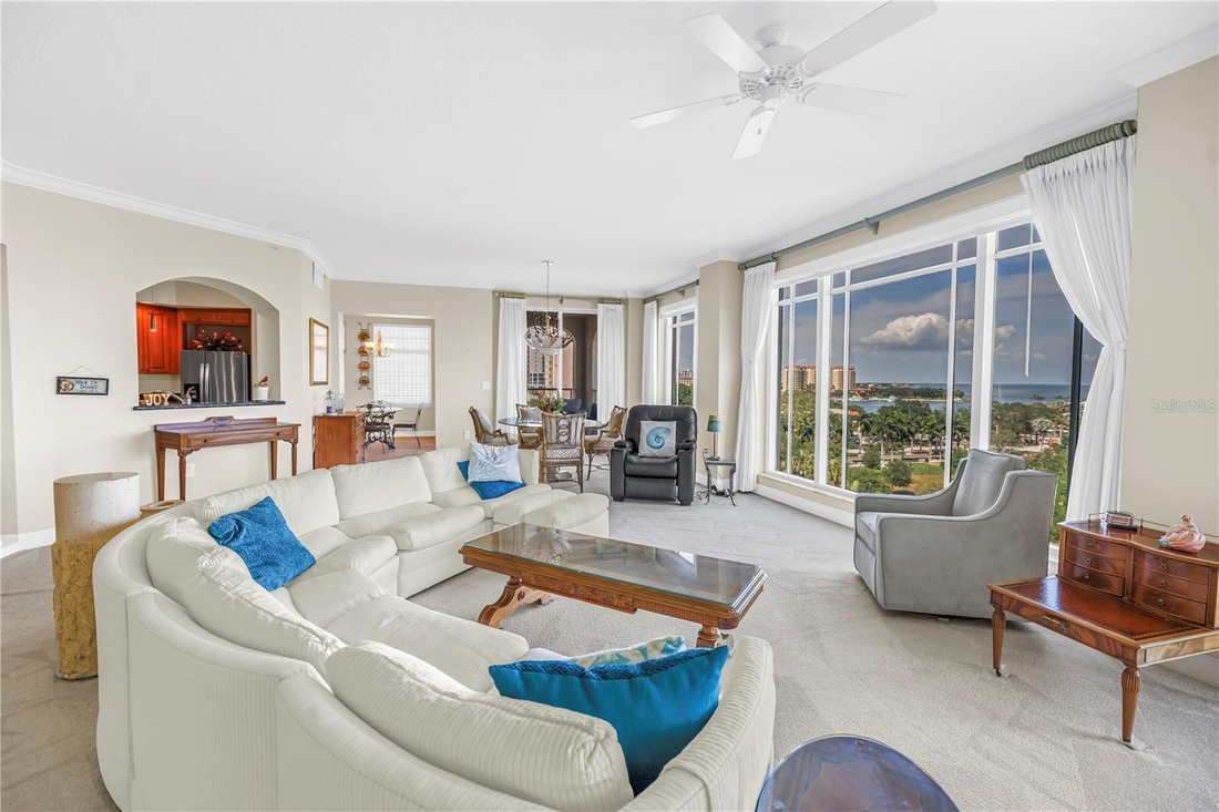 Condo in St. Petersburg, Florida, United States 4 - 18403736