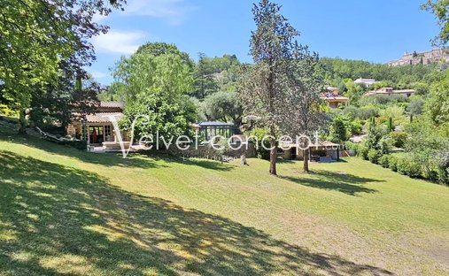Domaine à Opio, Provence-Alpes-Côte d'Azur, France 1
