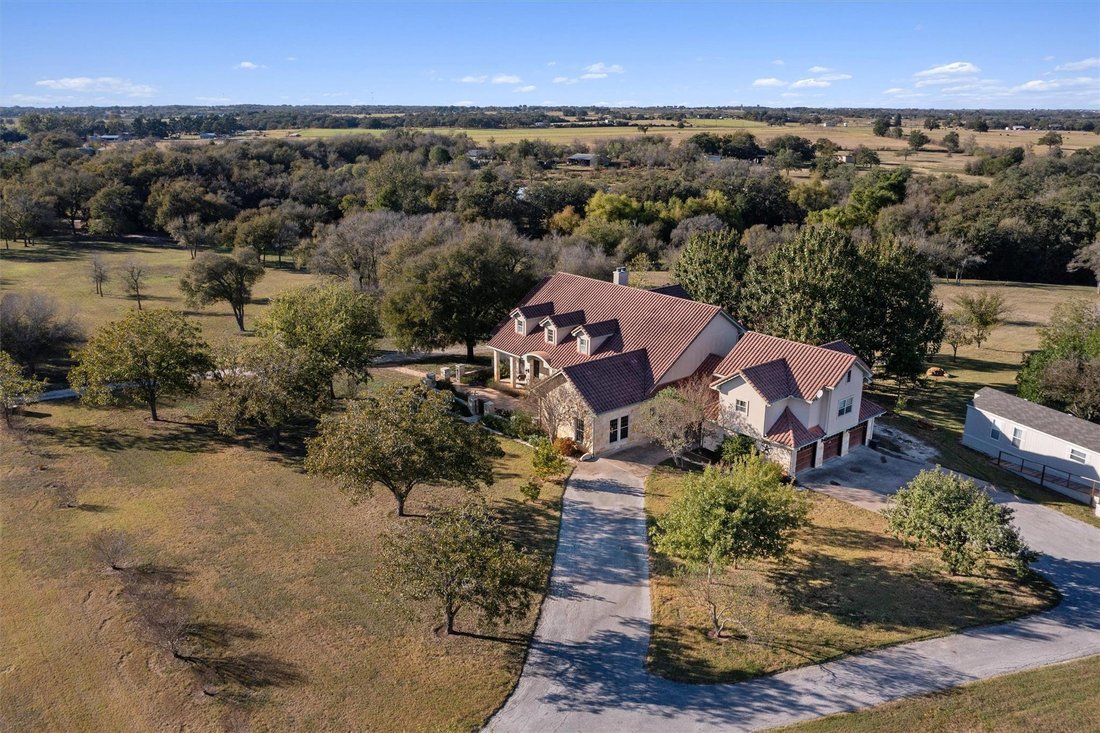 House in Elgin, Texas, United States 4 - 18408089