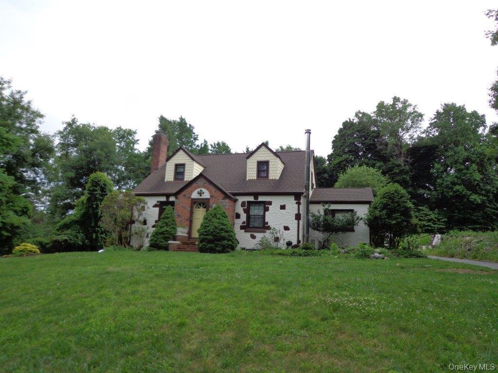 House in Airmont, New York, United States 2 - 18358398