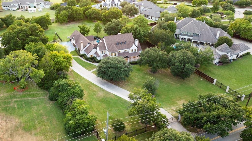 House in Grapevine, Texas, United States 3 - 18411495