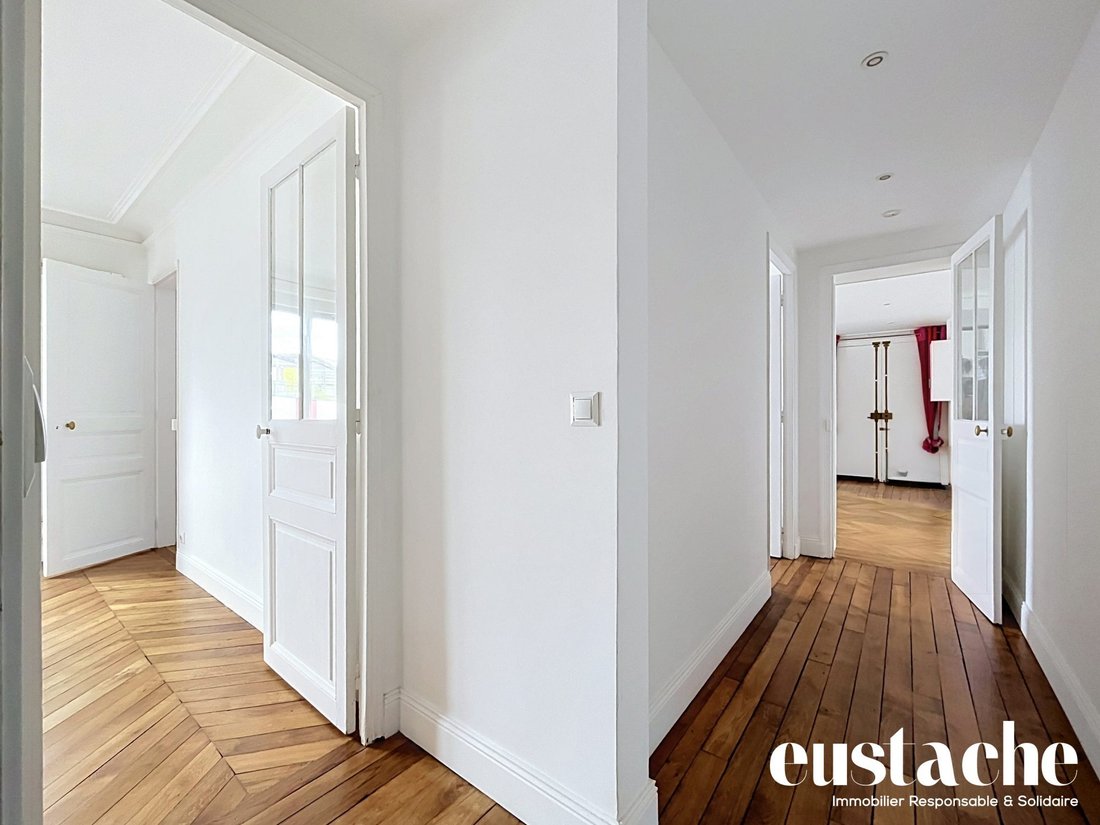 Apartment in Léon-Blum Folie-Regnault, Paris 11e Arrondissement, Paris 4 - 18415890