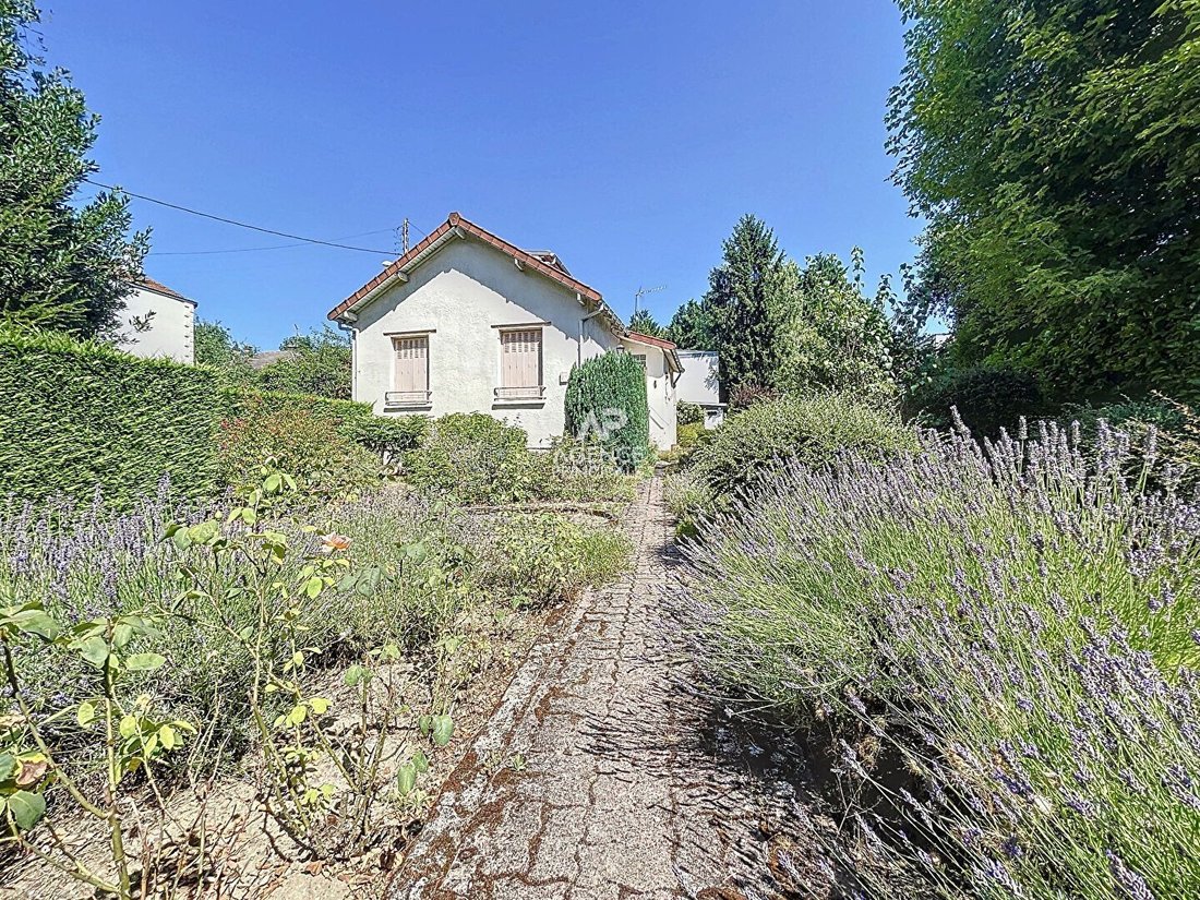 House in Chatou, Ile-de-France, France 2 - 18403977