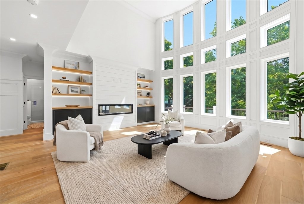 House in Medford, Massachusetts, United States 4 - 18024795