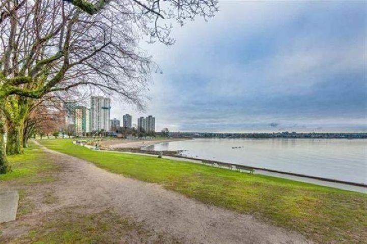 House in Vancouver, British Columbia, Canada 3 - 18410552