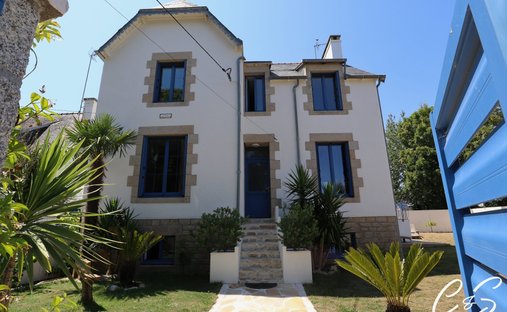 House in Loctudy, Brittany, France 1