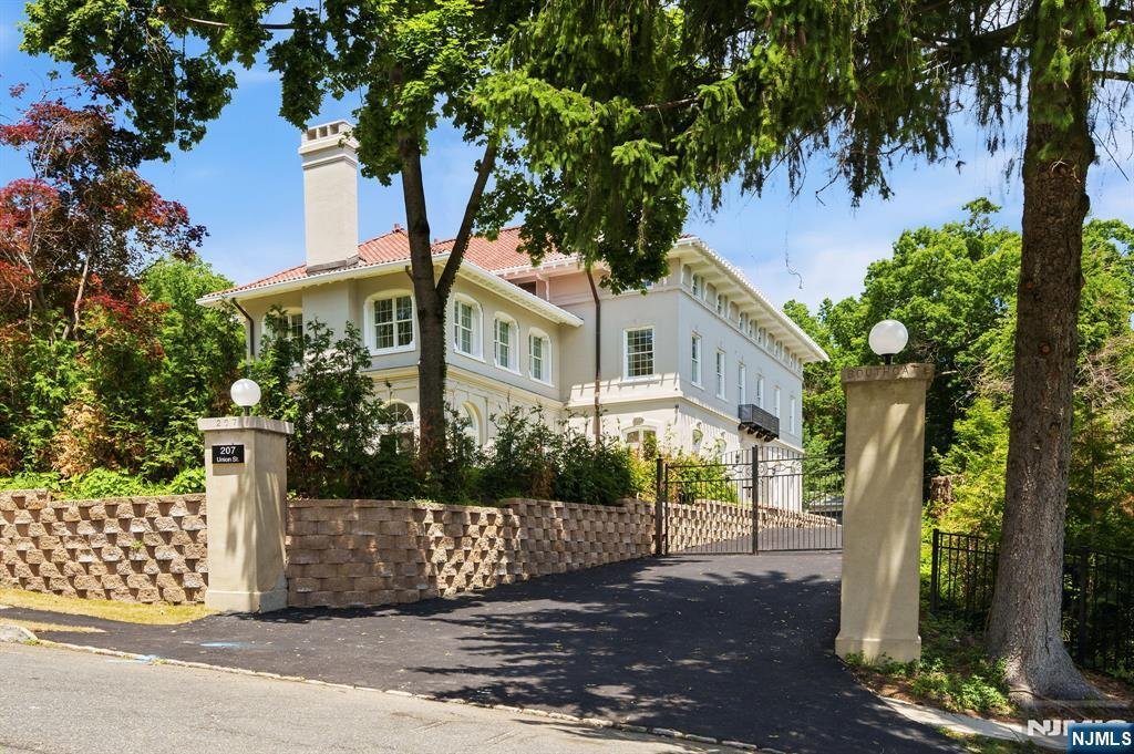 House in Montclair, New Jersey, United States 1 - 18207730