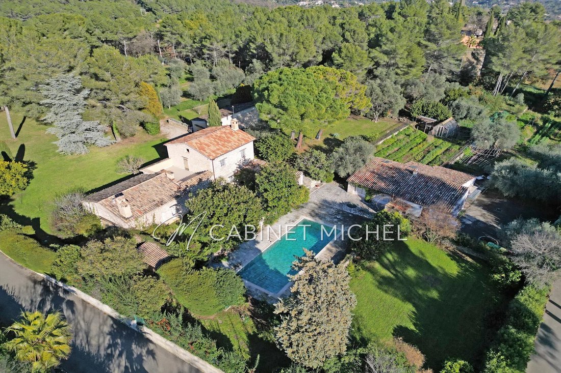 Villa in Le Rouret, Provence-Alpes-Côte d'Azur, France 5 - 18403833