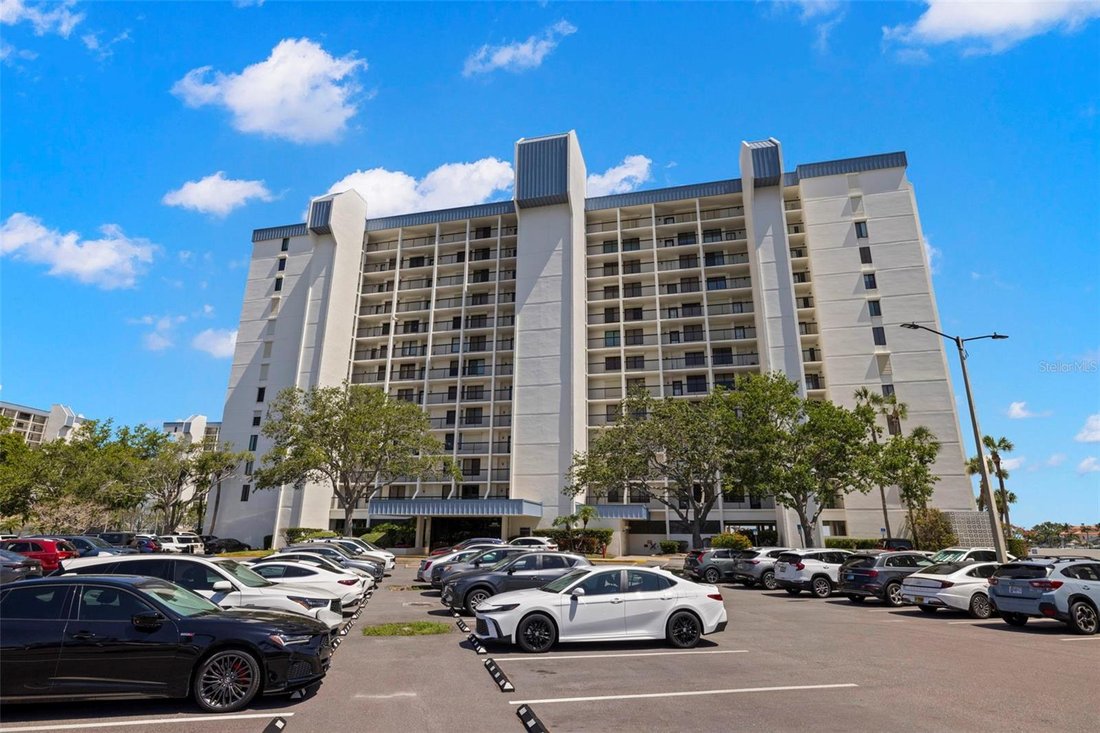 Condo in St. Pete Beach, Florida, United States 2 - 18403749