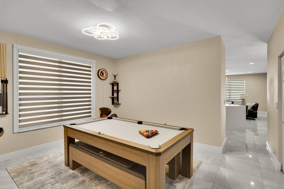 House in Miramar, Florida, United States 4 - 18414545