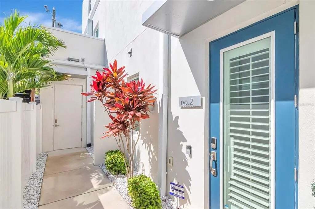 House in St. Petersburg, Florida, United States 1 - 17535885
