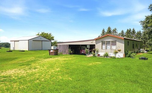 House in Eau Galle, Wisconsin, United States 1