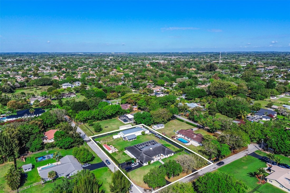 House in Davie, Florida, United States 1 - 18417269