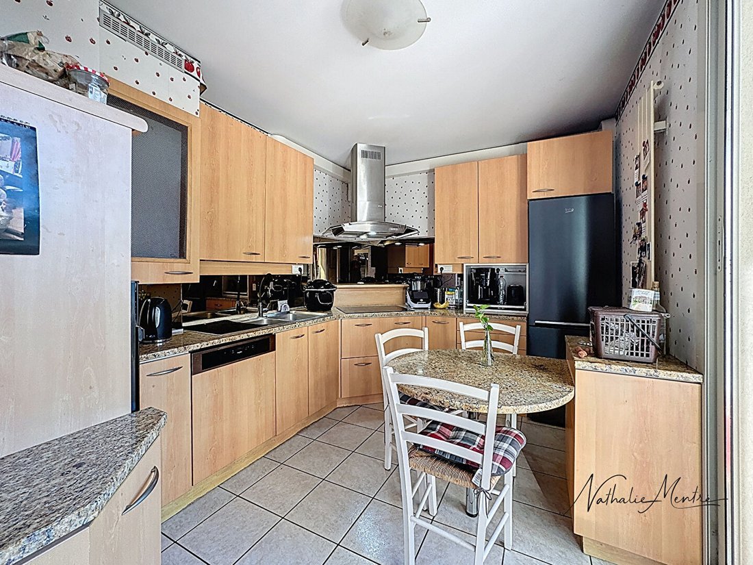 Apartment in Plateau de la Croix Rousse-Ouest, Lyon 4e Arrondissement, Lyon 5 - 18406037