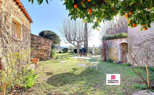 Villa in Le Castellet, Provence-Alpes-Côte d'Azur, France 1