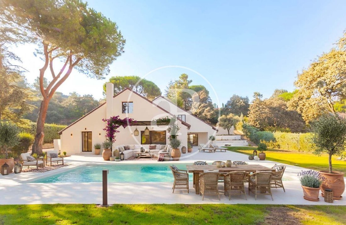 Villa in San Sebastián de los Reyes, Comunidad de Madrid, Spain 2 - 18305076